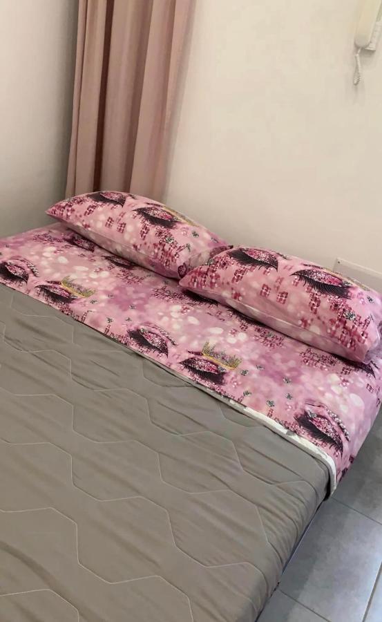 Miris Apartment Fast Comfortable Naples Airport Capodichino 25 Minutes Walk Self Check-In Exteriör bild